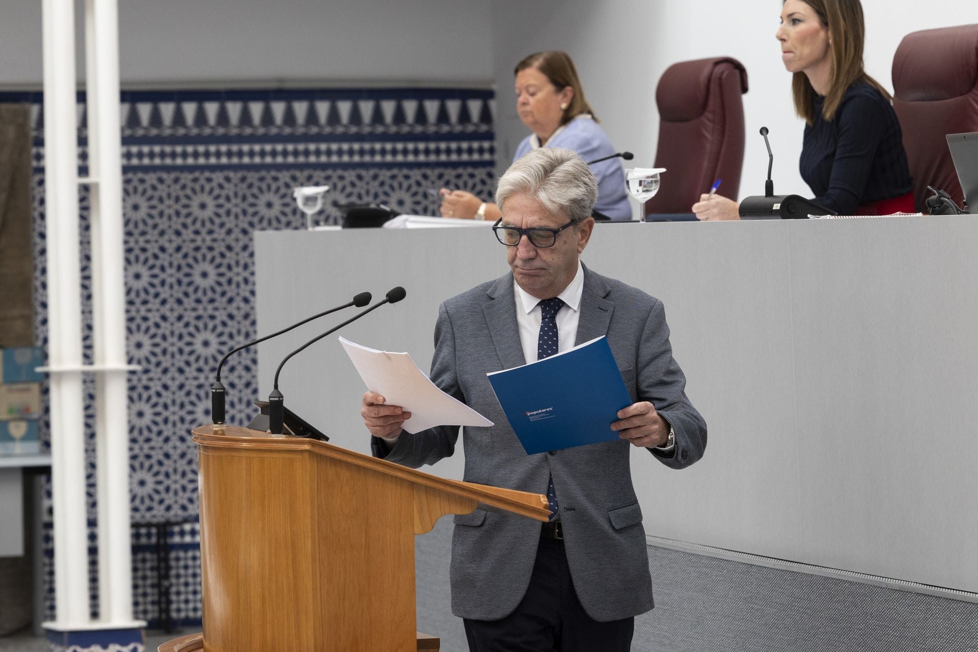 El Pleno de la Asamblea Regional de este martes, en imágenes