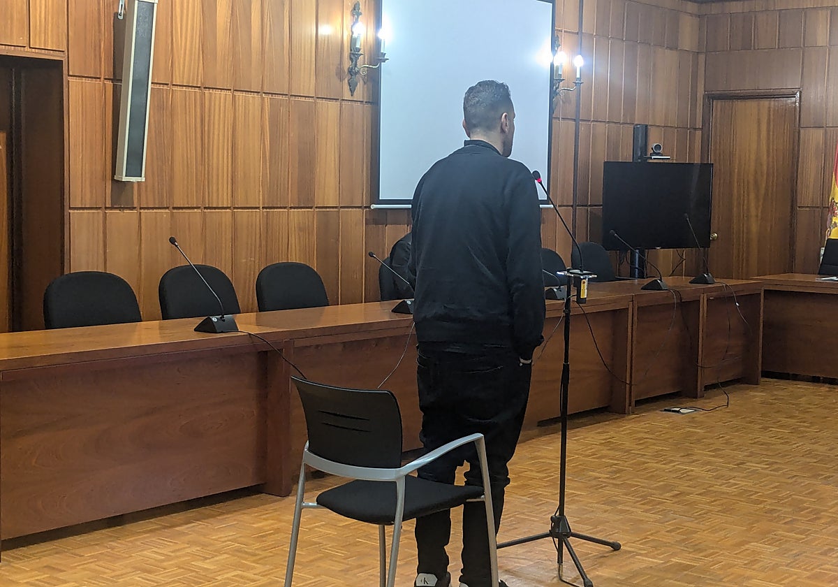 El acusado durante la vista en la Audiencia Provincial de Murcia.