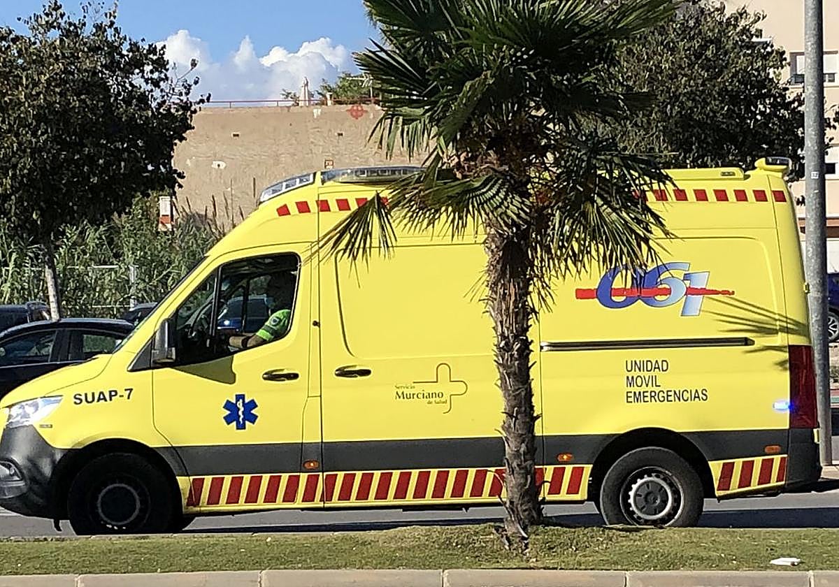 Una ambulancia en una imagen de archivo.