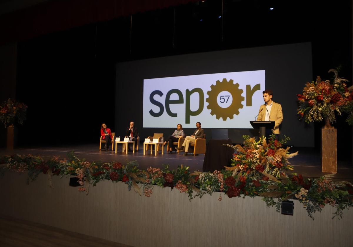 Mesa redonda celebrada en el marco de la feria.