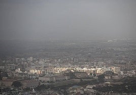 Contaminación atmosférica en Cartagena, en una imagen de archivo.