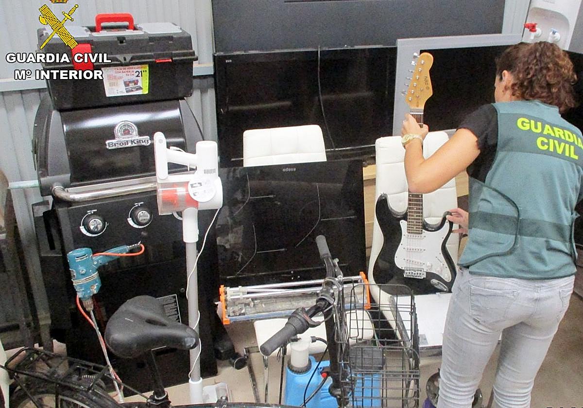 Imagen principal - Operación 'Flashbag Cerablas' de la Guardia Civil.