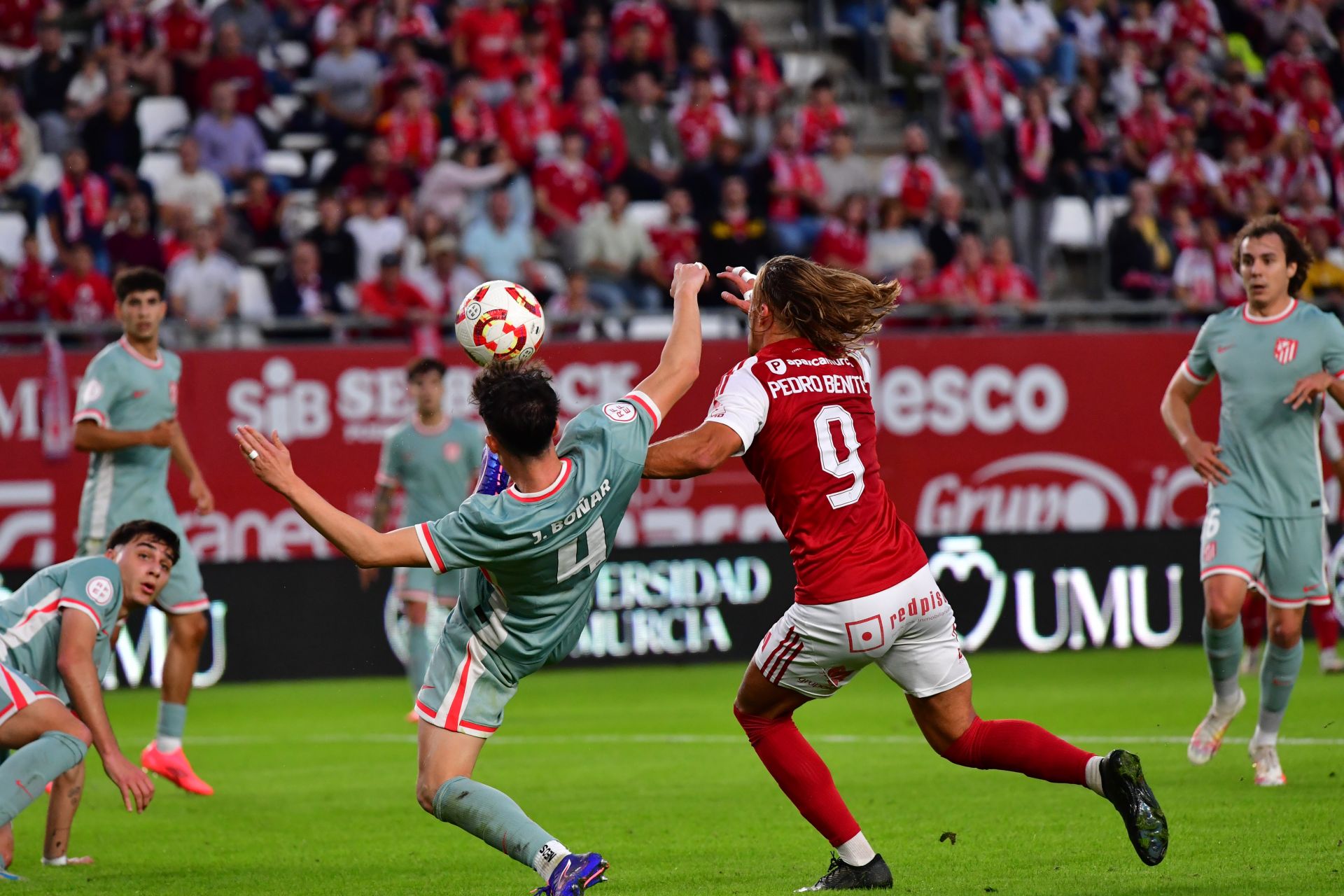 El empate del Real Murcia frente al Atlético B, en imágenes