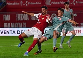 El empate del Real Murcia frente al Atlético B, en imágenes