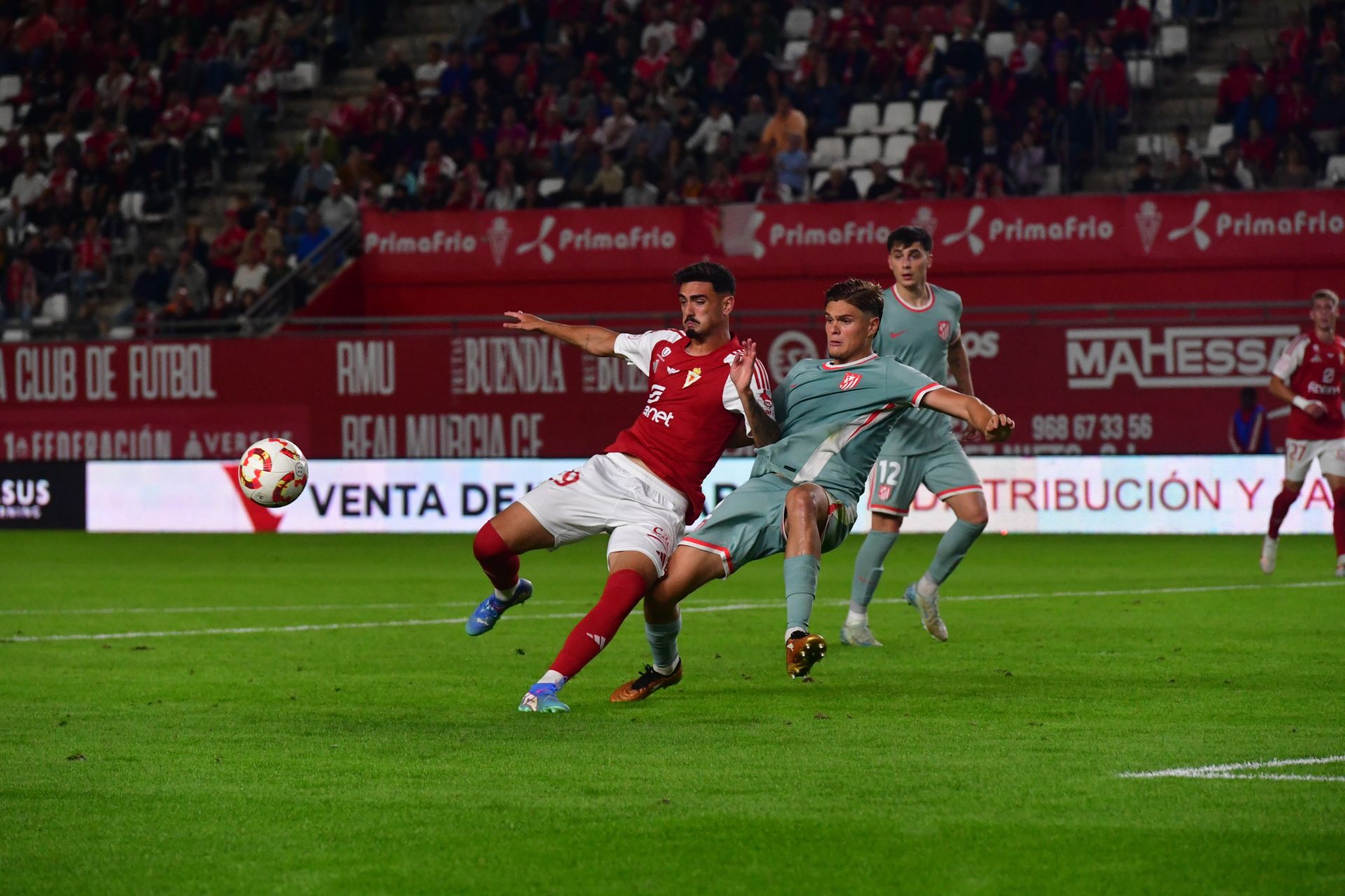 El empate del Real Murcia frente al Atlético B, en imágenes