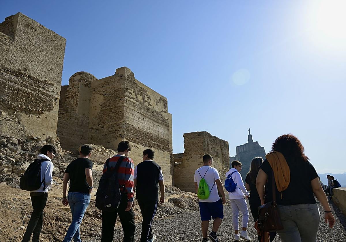 Visitantes a las Fortalezas del Rey Lobo, en una imagen de archivo.