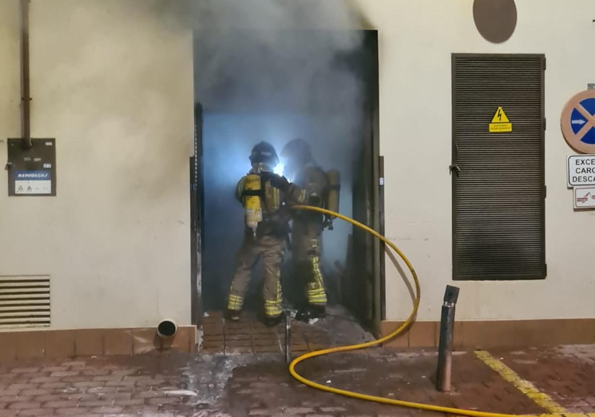 Sofocan un incendio en un hotel de San Pedro del Pinatar