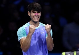 Carlos Alcaraz celebra la victoria ante Rublev, este miércoles.