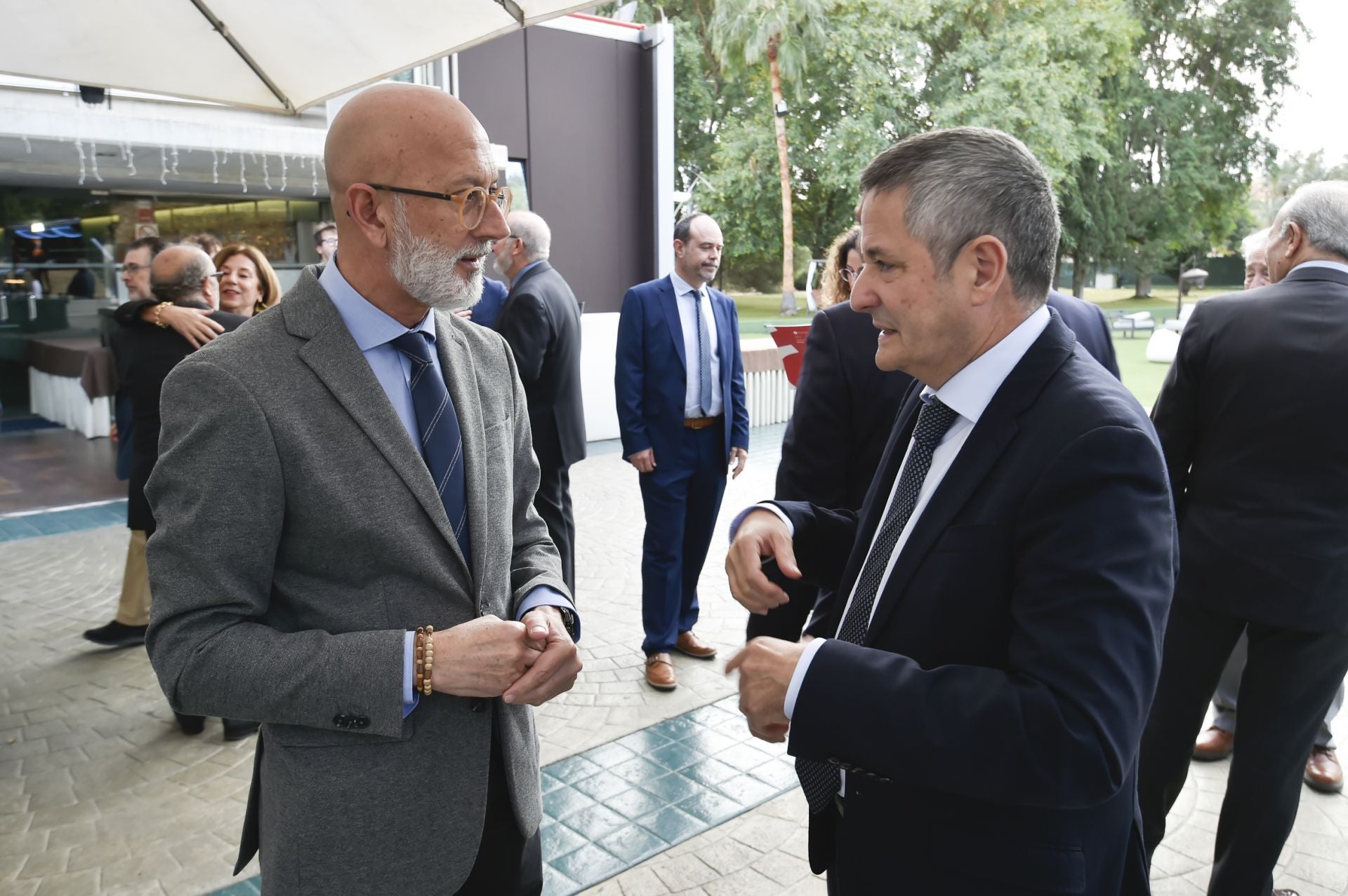 Conferencia en Murcia por el Día del Economista, en imágenes