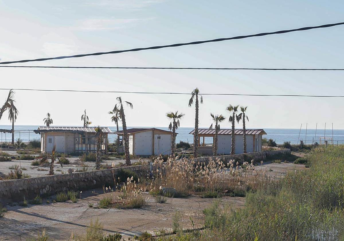 Imagen de archivo de las casetas de madera en el camping que ahora deberán ser derribadas.