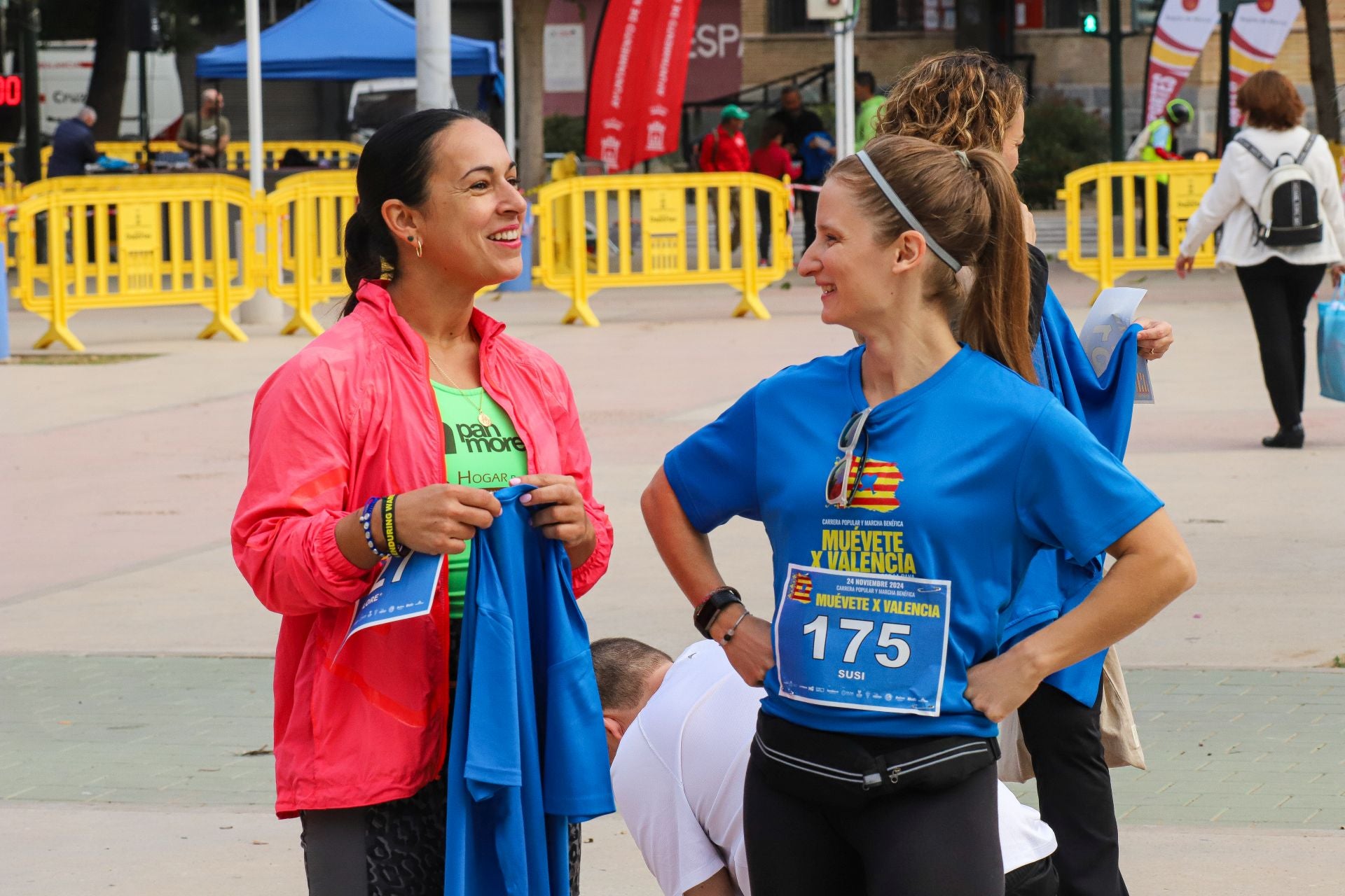 La carrera solidaria &#039;Muévete X Valencia&#039;, en imágenes (I)