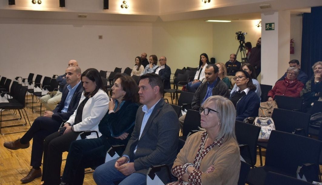 Unidad y Fraternidad entrega las microbecas y presenta concursos Día de la Fraternidad
