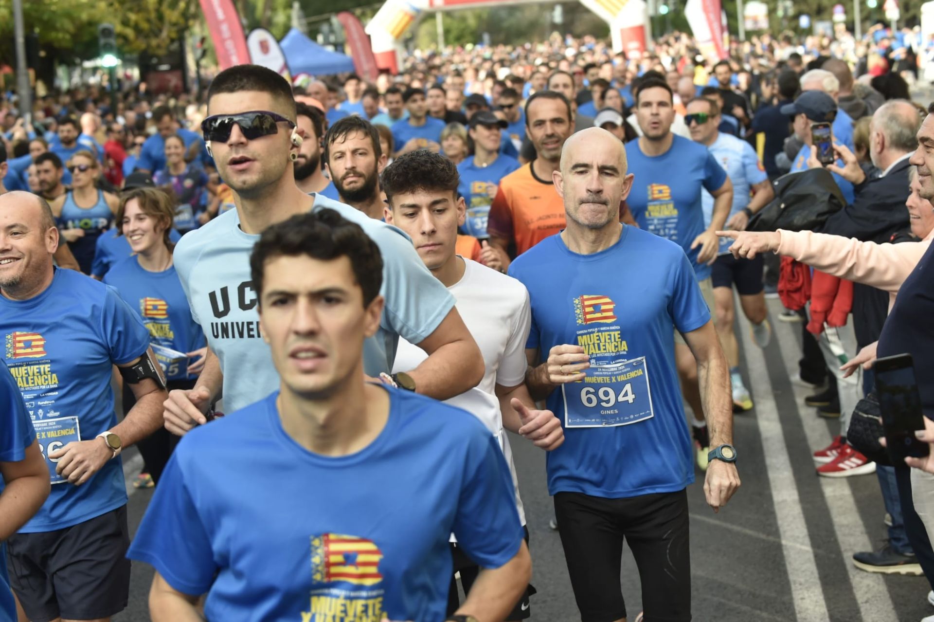 La carrera solidaria &#039;Muévete X Valencia&#039;, en imágenes (I)