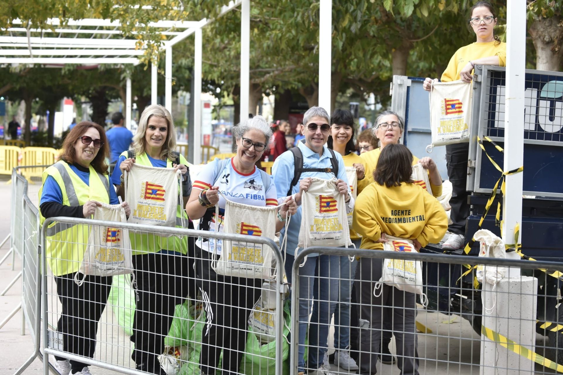 La carrera solidaria &#039;Muévete X Valencia&#039;, en imágenes (I)