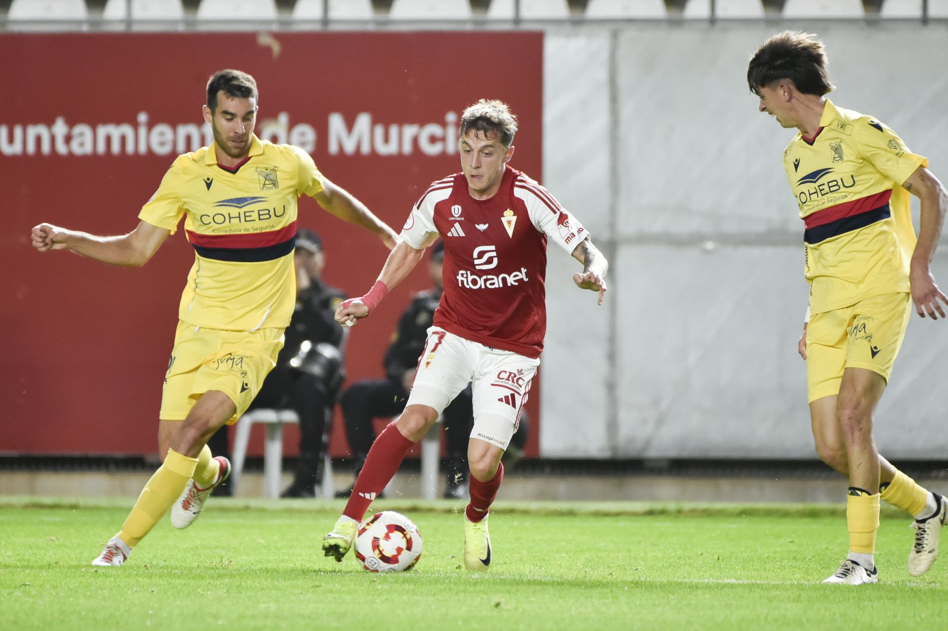 El empate del Real Murcia frente al Atlético Sanluqueño, en imágenes