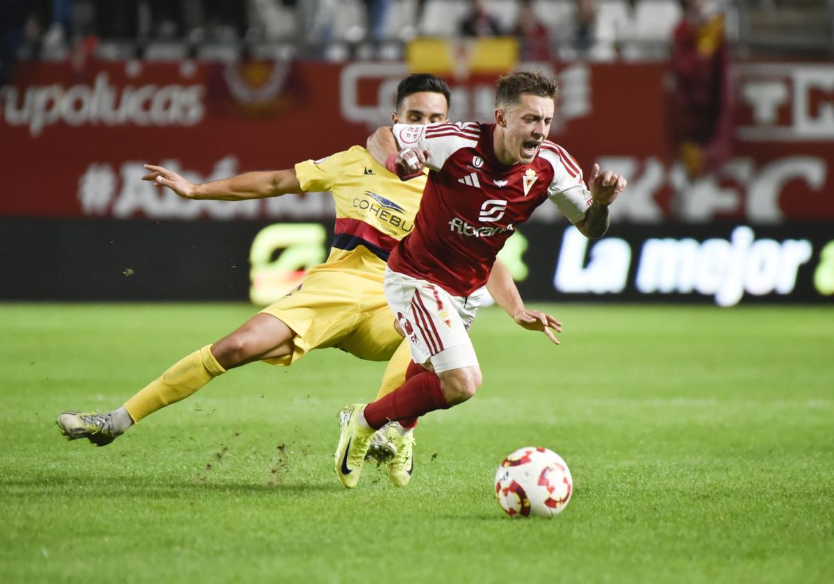 El empate del Real Murcia frente al Atlético Sanluqueño, en imágenes