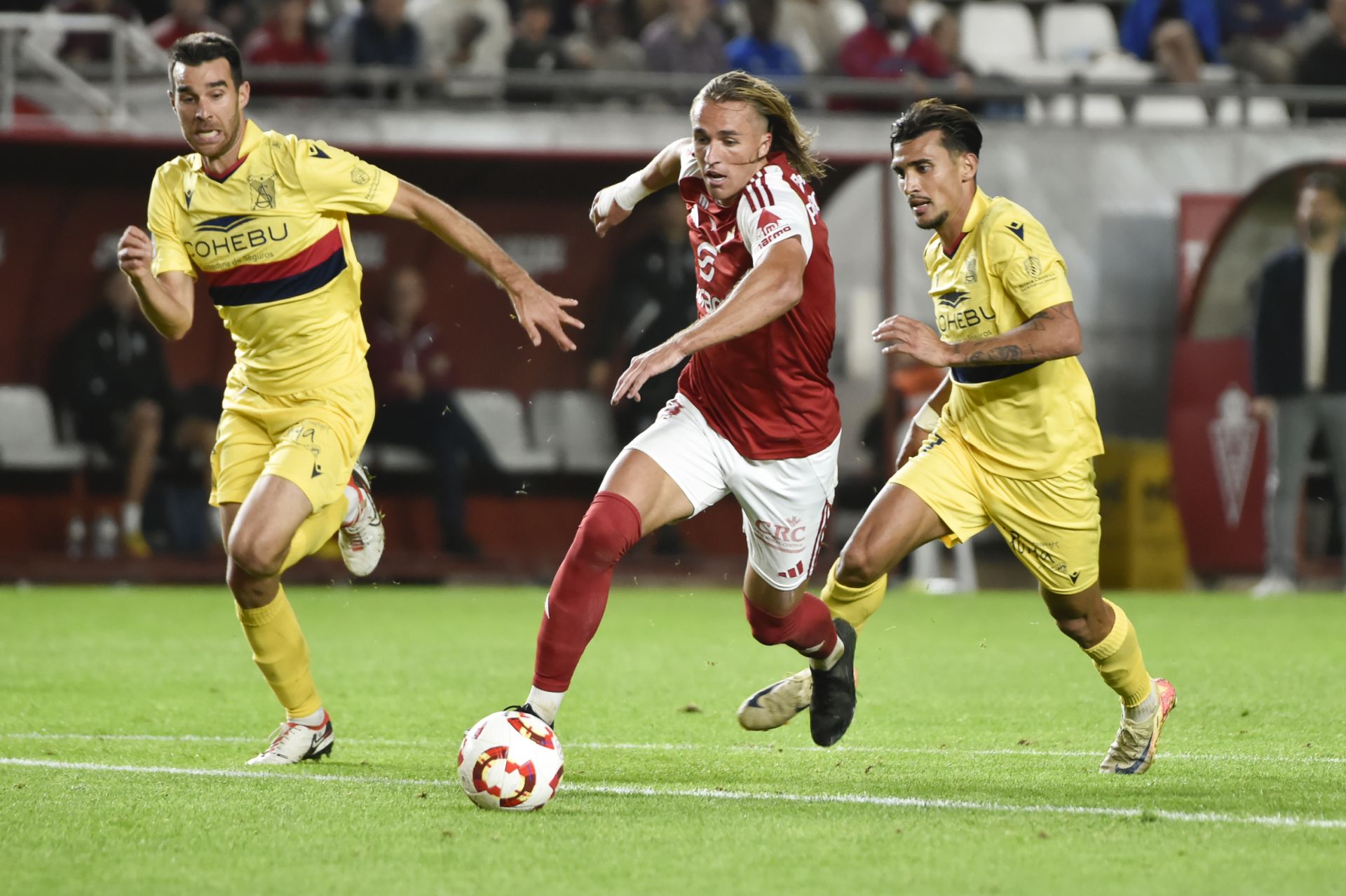 El empate del Real Murcia frente al Atlético Sanluqueño, en imágenes