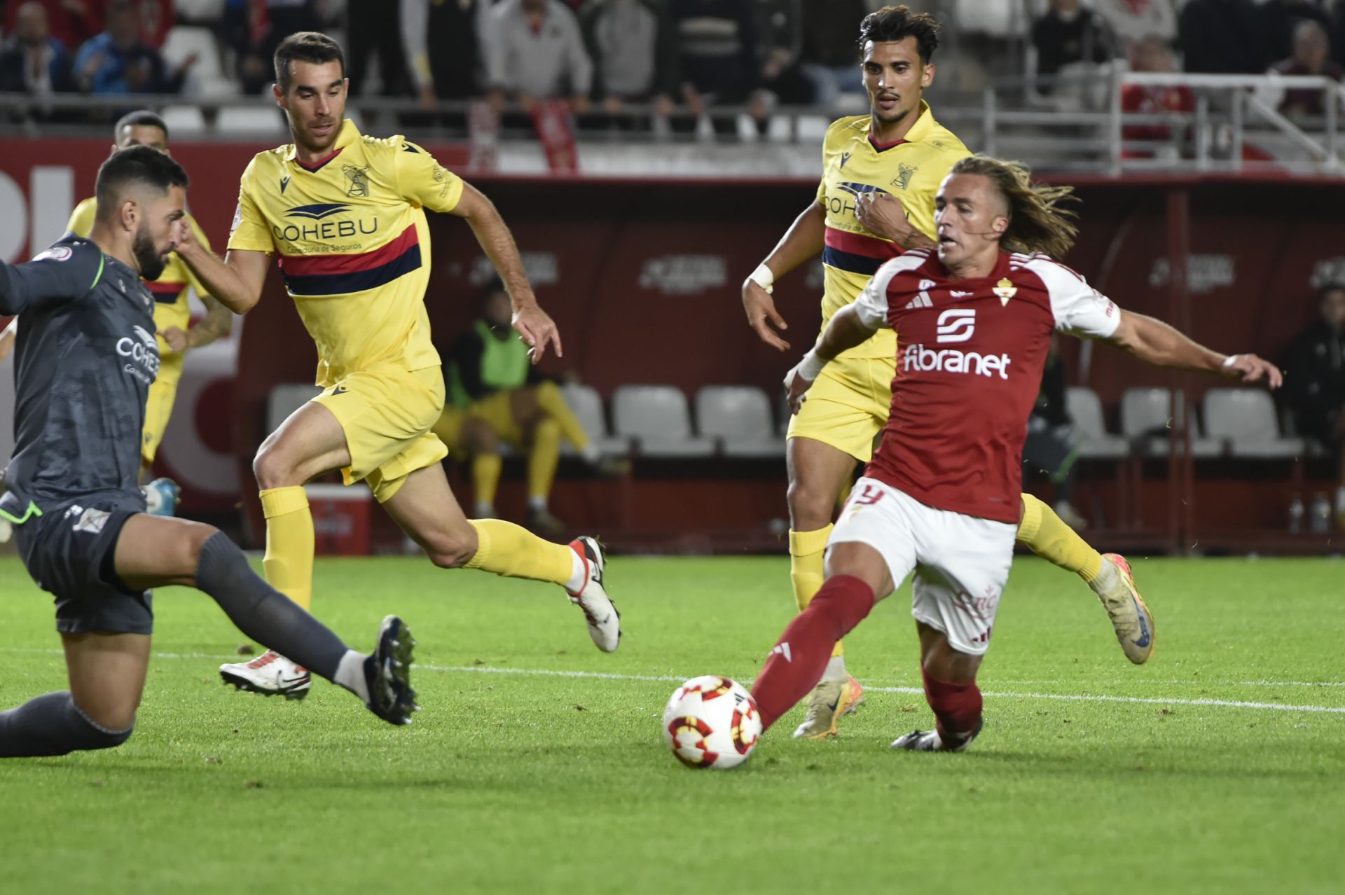 El empate del Real Murcia frente al Atlético Sanluqueño, en imágenes