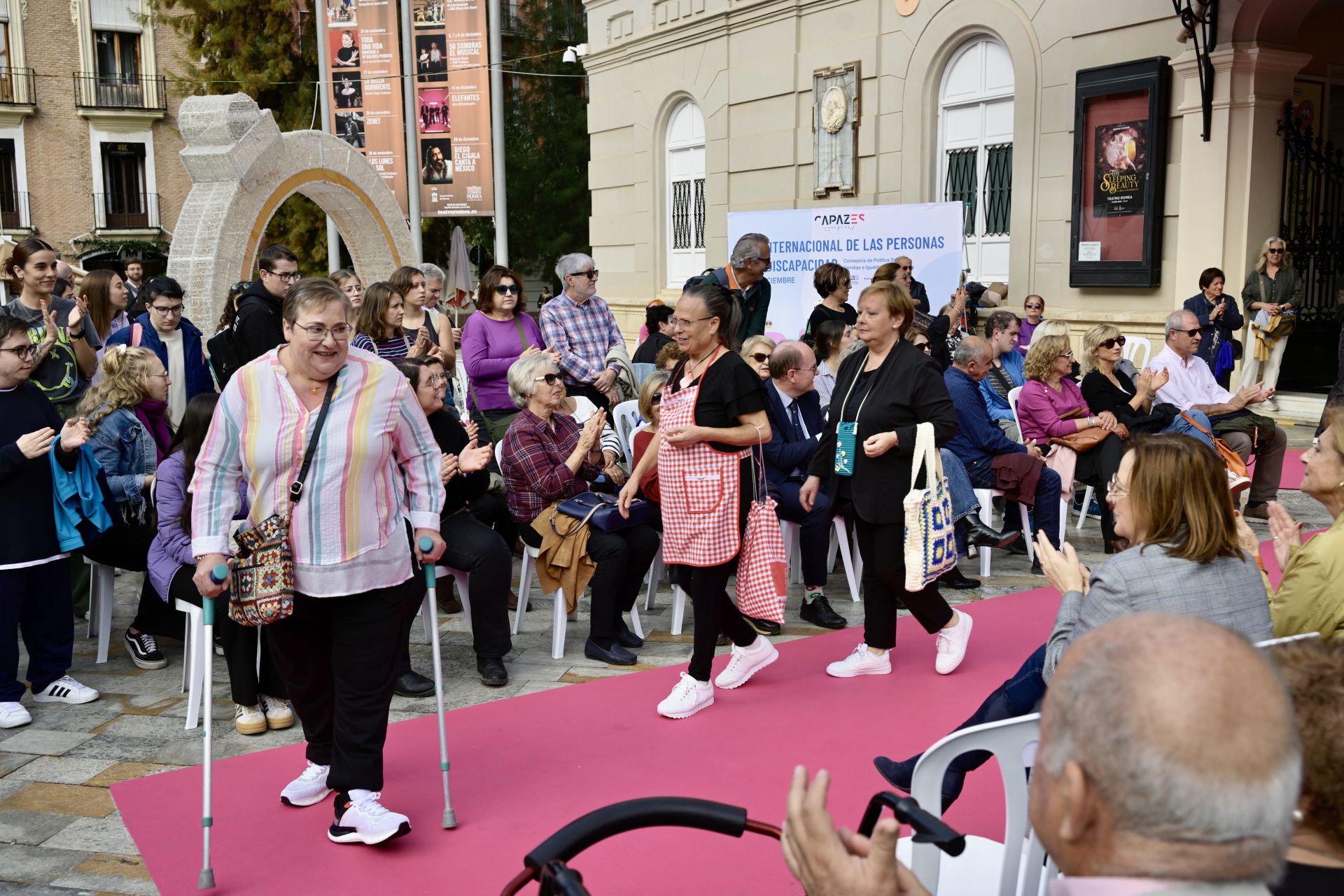 El desfile de moda inclusivo de Murcia, en imágenes