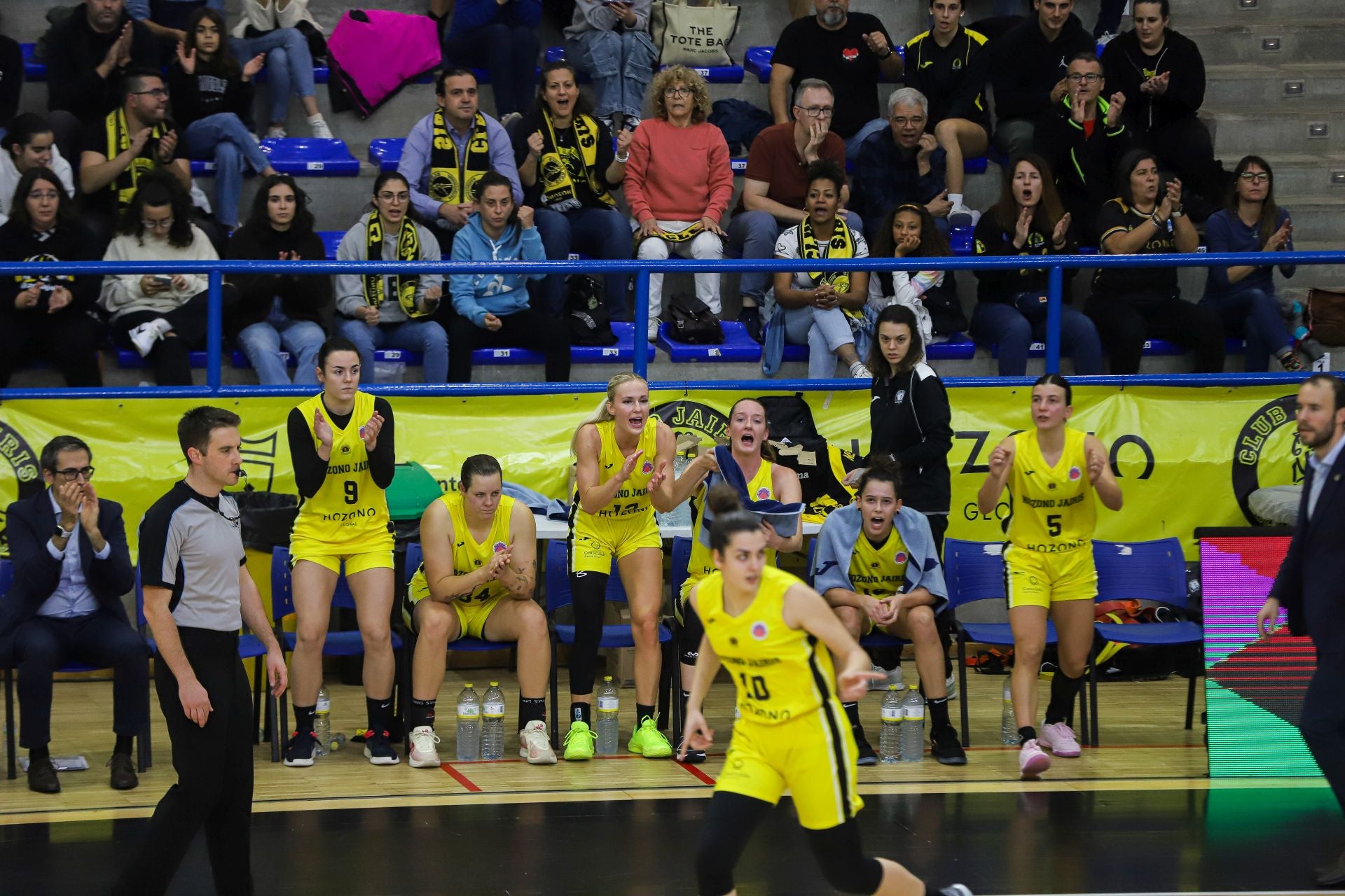 Las imágenes del Jairis-UFAB 49 (74-57)