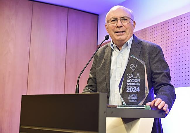 José Antonio Planes informó de los programas de Cáritas en la Región orientados a las personas mayores.