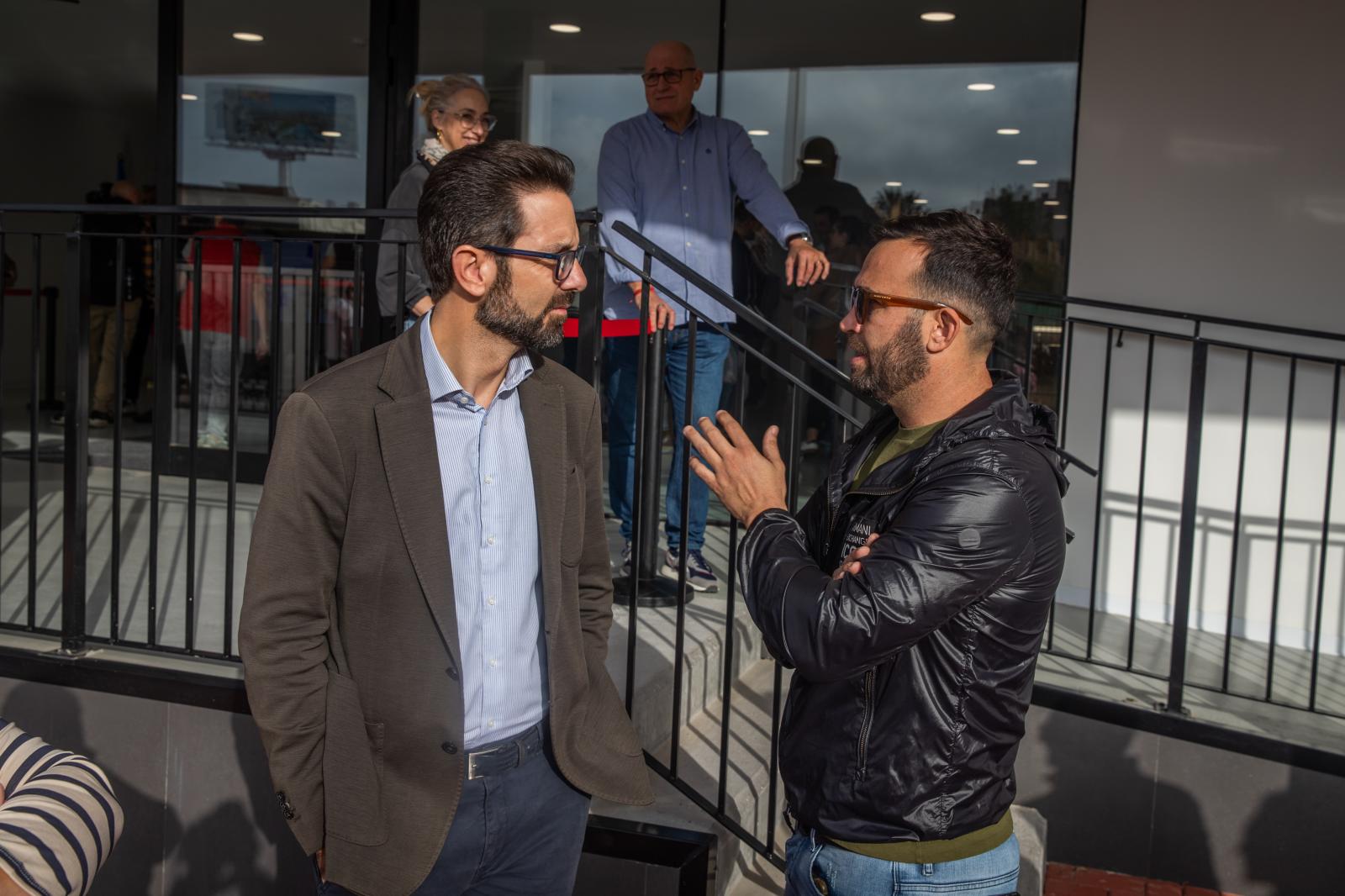 La inauguración del nuevo pabellón polideportivo de La Mata, en imágenes