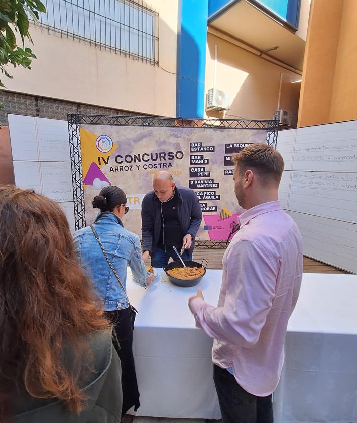 Imagen secundaria 2 - La Esquina y Bar Estanco se alzan como ganadores del Concurso de Arroz y Costra en Orihuela