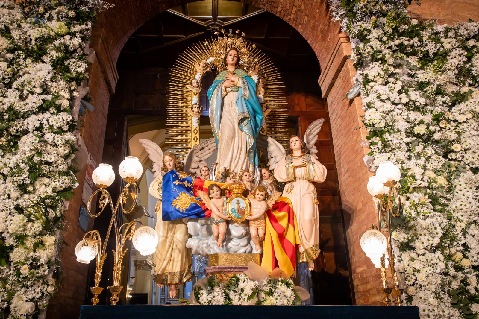 Las imágenes de la ofrenda floral a la Purísima en Torrevieja