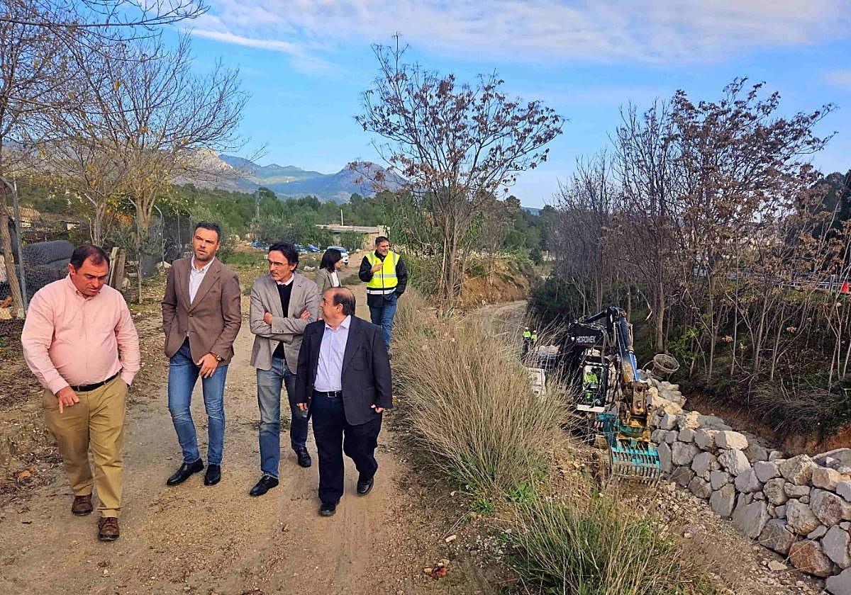 El alcalde de Caravaca y el consejero de Fomento visitaron las obras.