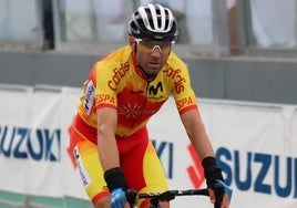 Alejandro Valverde, con los colores de la selección española de ciclismo en ruta.