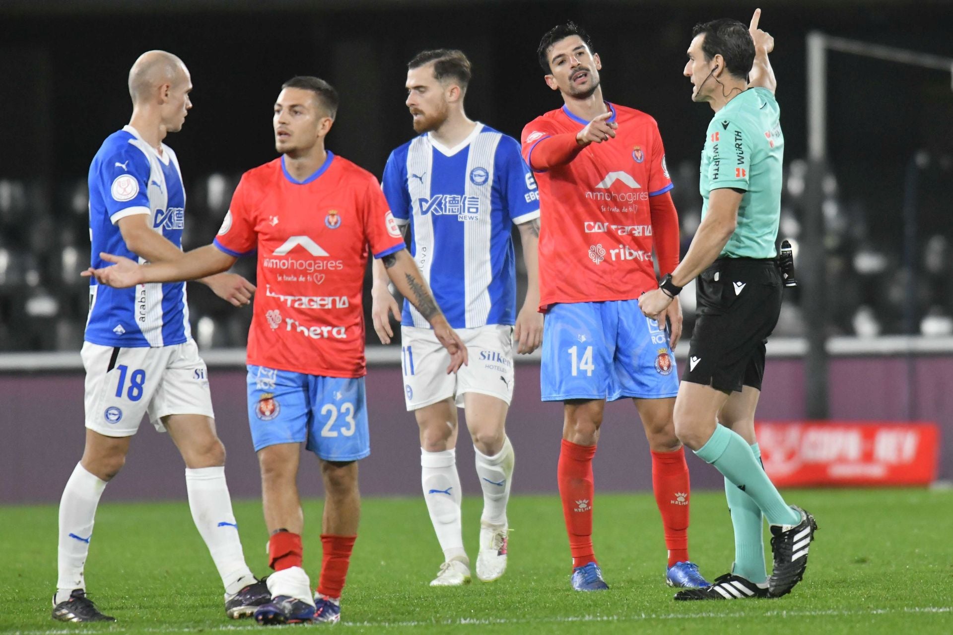 La épica victoria de la Minera ante el Alavés, en imágenes