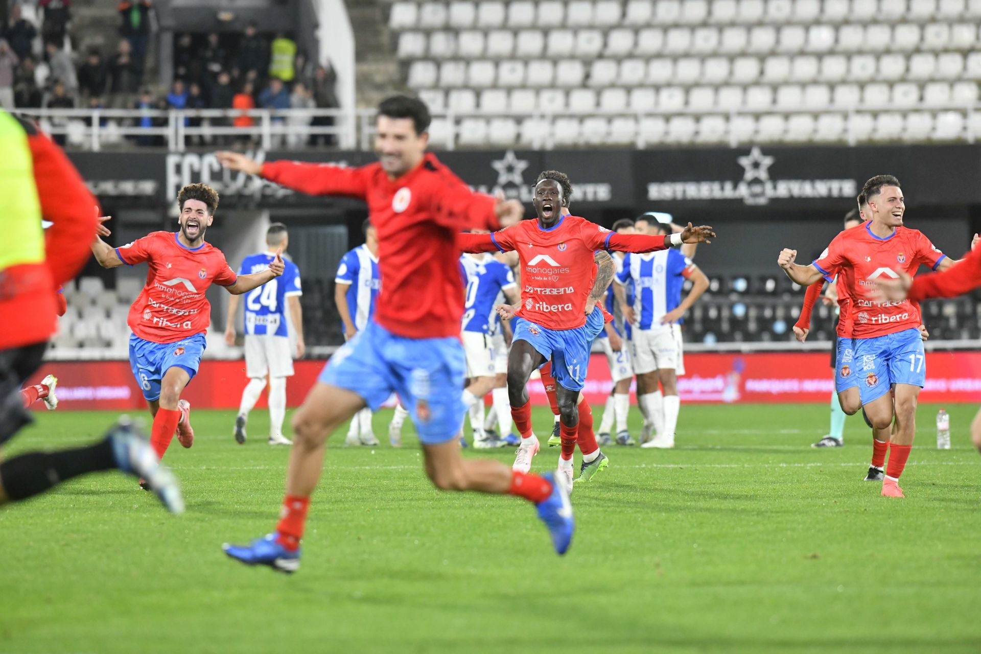 La épica victoria de la Minera ante el Alavés, en imágenes
