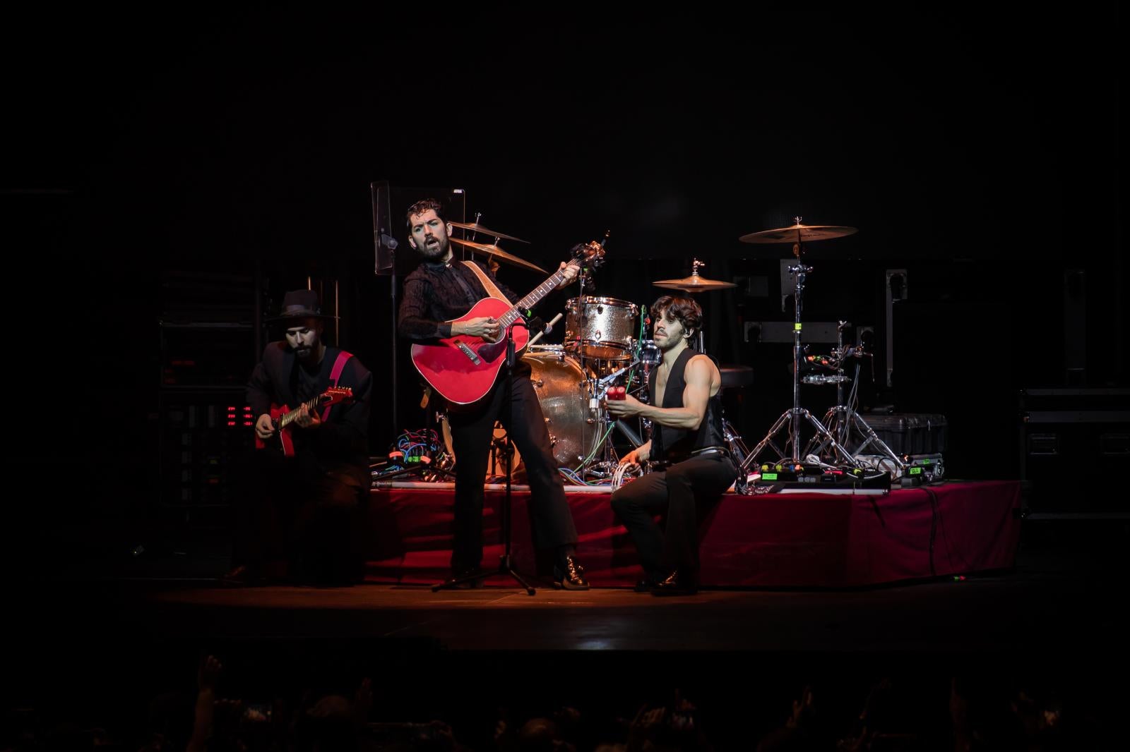 Las imágenes del concierto de Lori Meyers y Siloé en Torrevieja