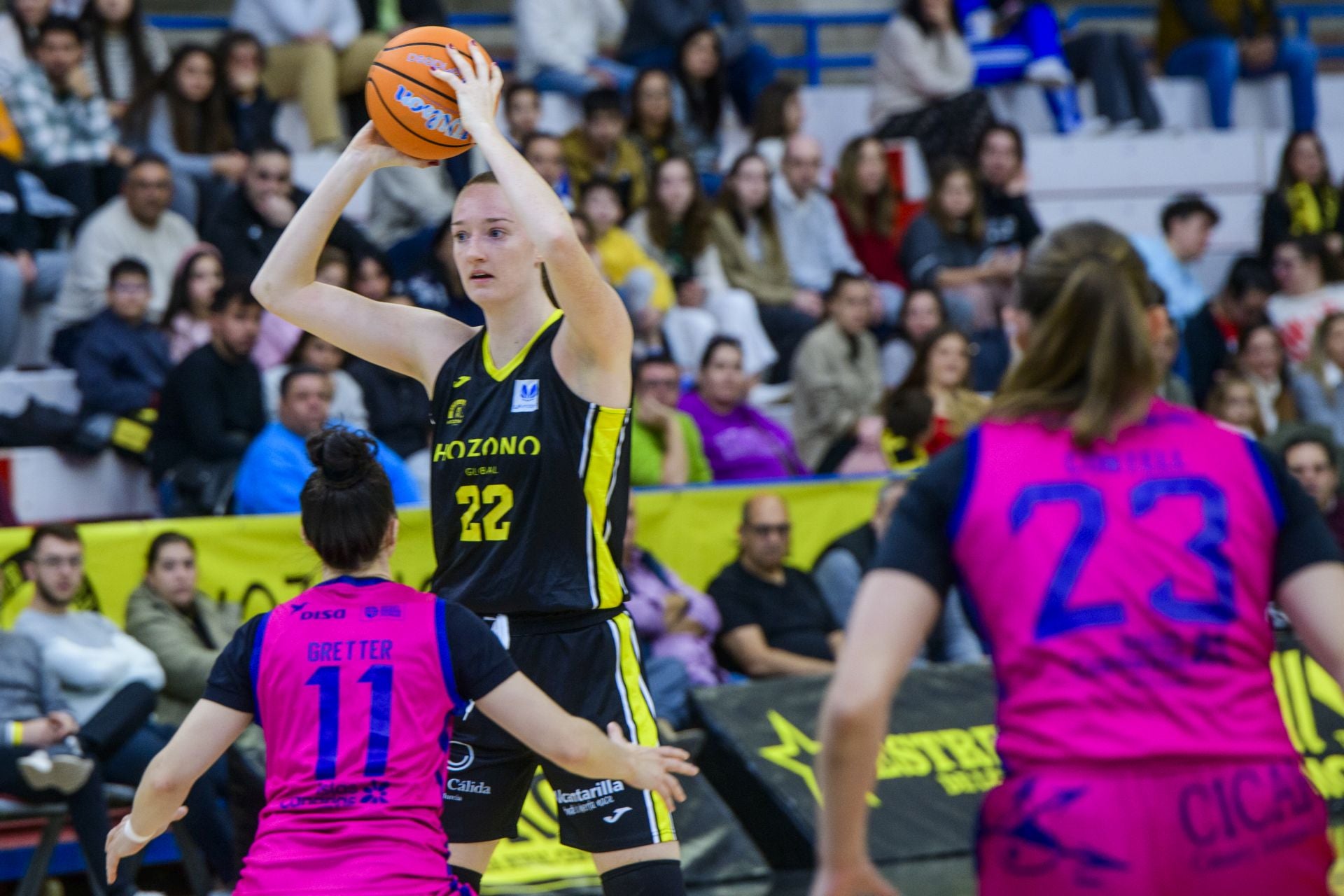 La victoria del Hozono Global Jairis ante el Spar Gran Canaria, en imágenes