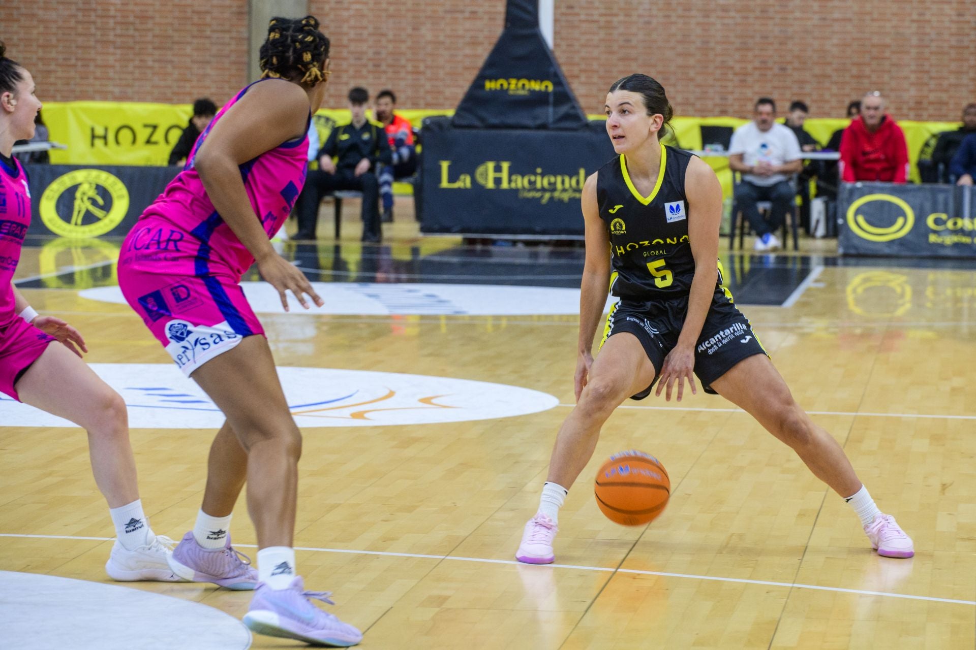 La victoria del Hozono Global Jairis ante el Spar Gran Canaria, en imágenes