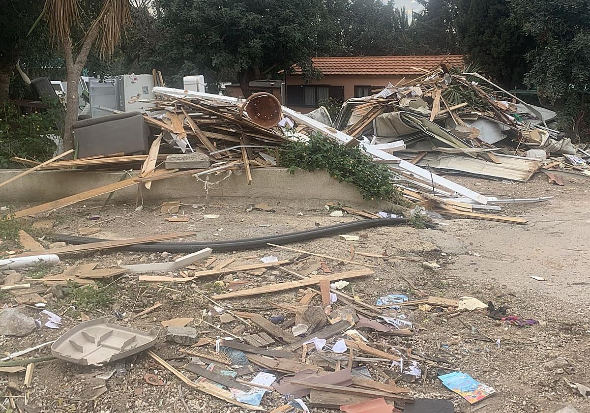 Escombros de la vivienda tras el derribo.