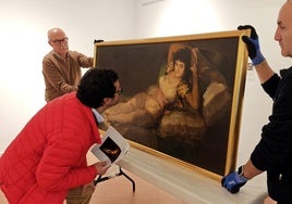 'La maja desnuda', de Goya, una copia de la de Goya del Prado, antes de ser colocada en el Museo Gaya.