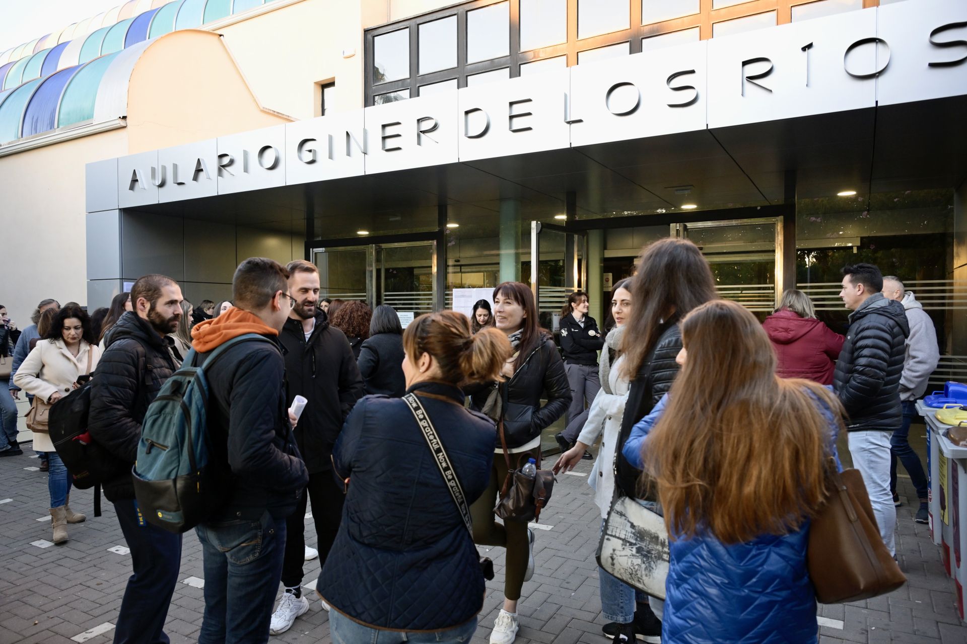 Las oposiciones de la Administración General del Estado en la Región de Murcia, en imágenes