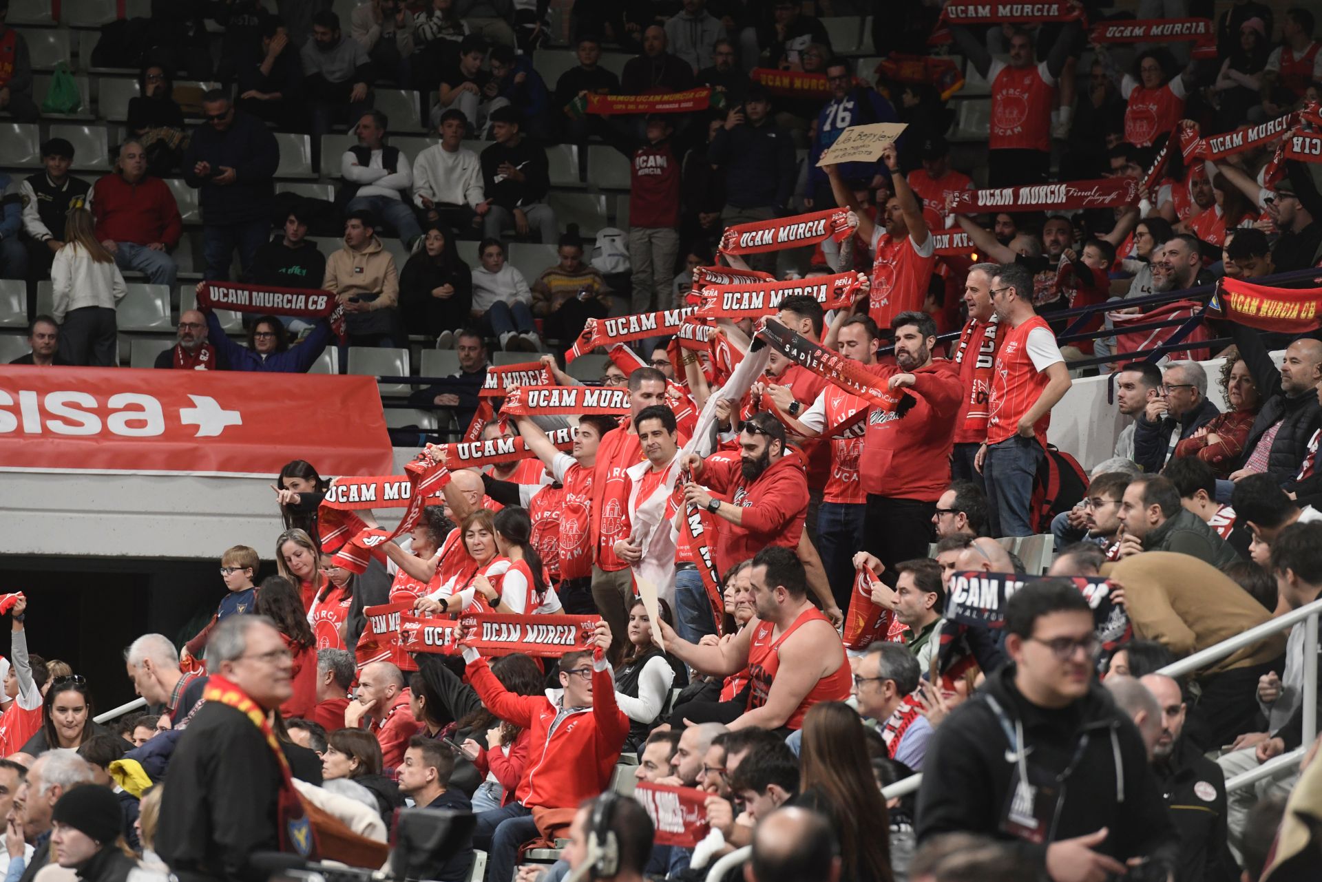 El partido entre el UCAM Murcia y el Valencia Basket, en imágenes