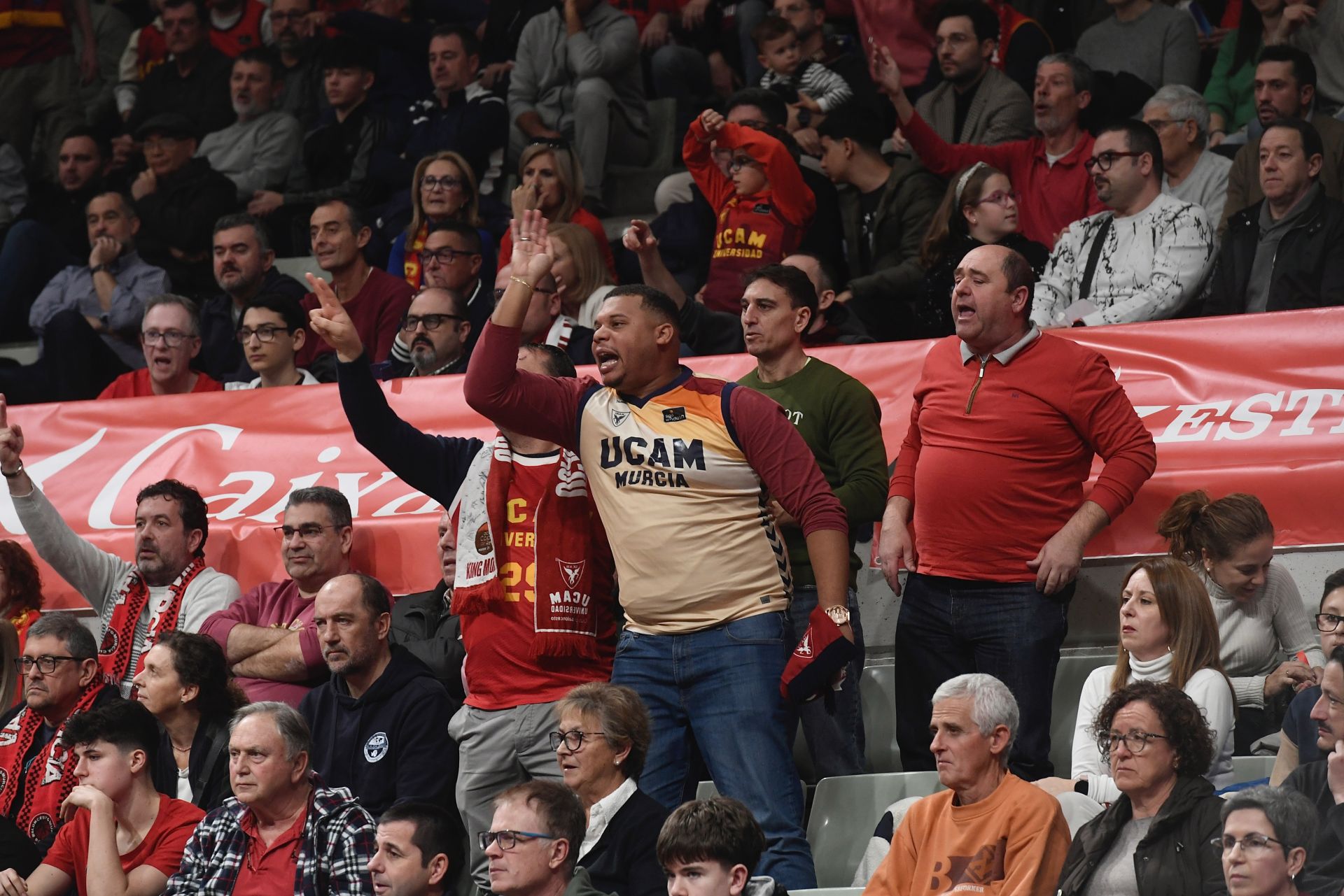 El partido entre el UCAM Murcia y el Valencia Basket, en imágenes