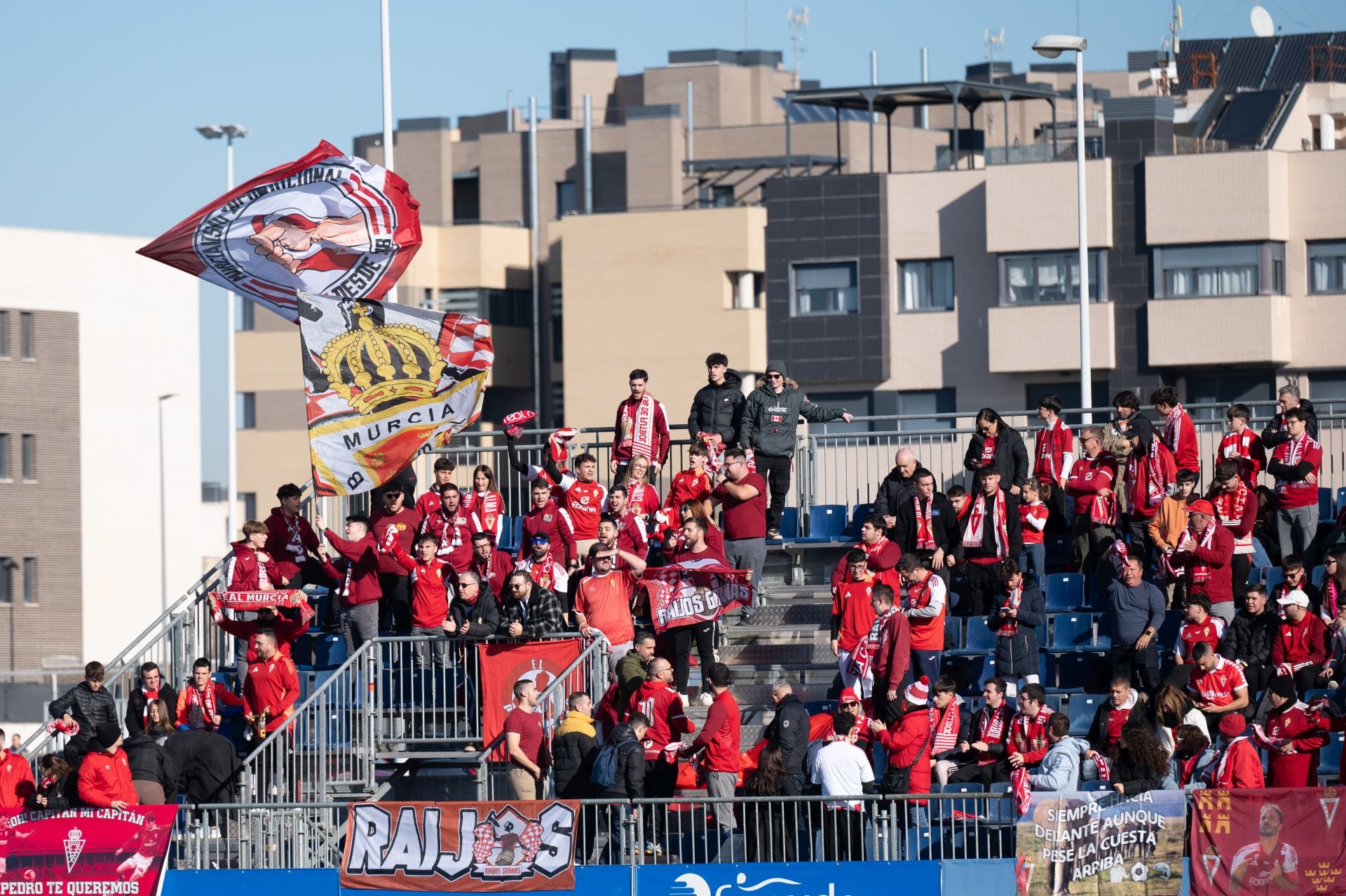 El empate del Real Murcia frente al Fuenlabrada, en imágenes