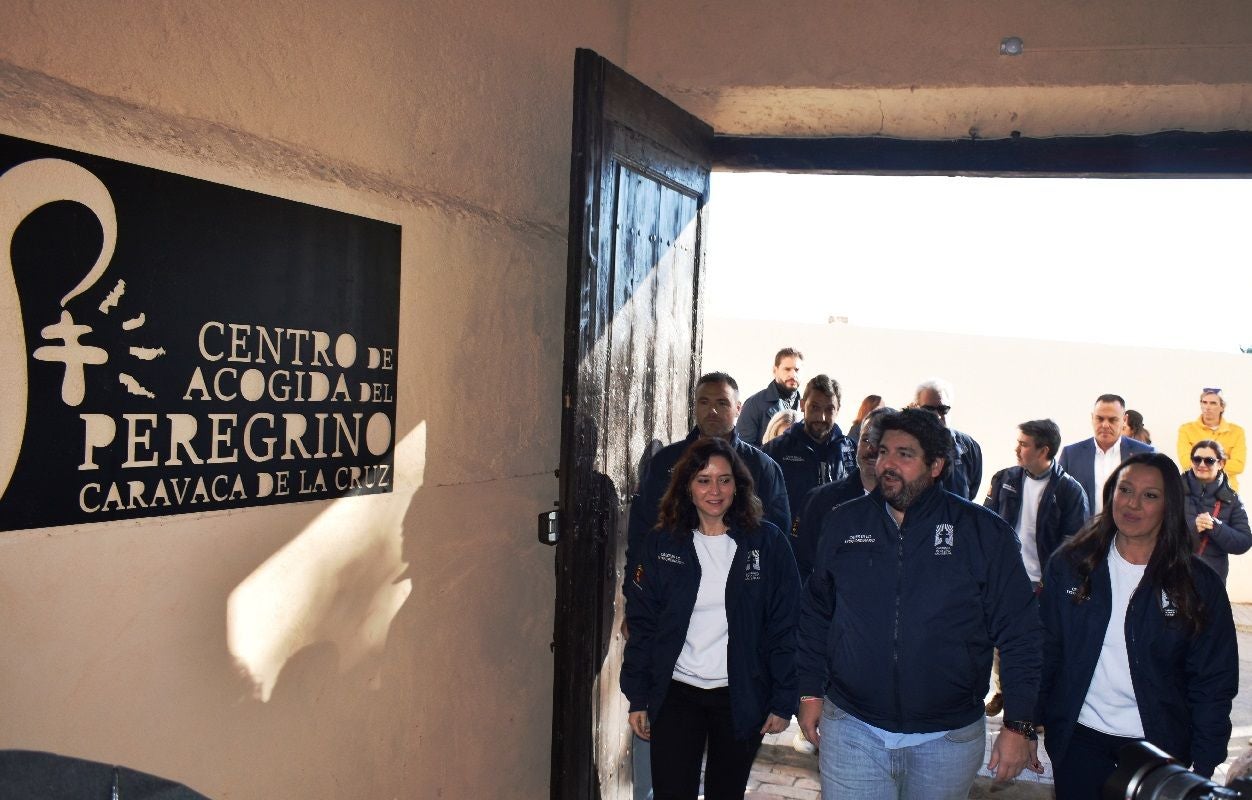 Imágenes de la visita de Díaz Ayuso - I Centro de Acogida