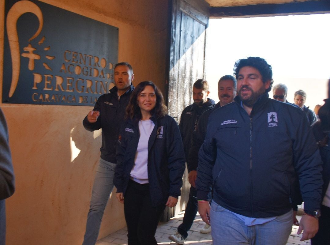 Imágenes de la visita de Díaz Ayuso - I Centro de Acogida