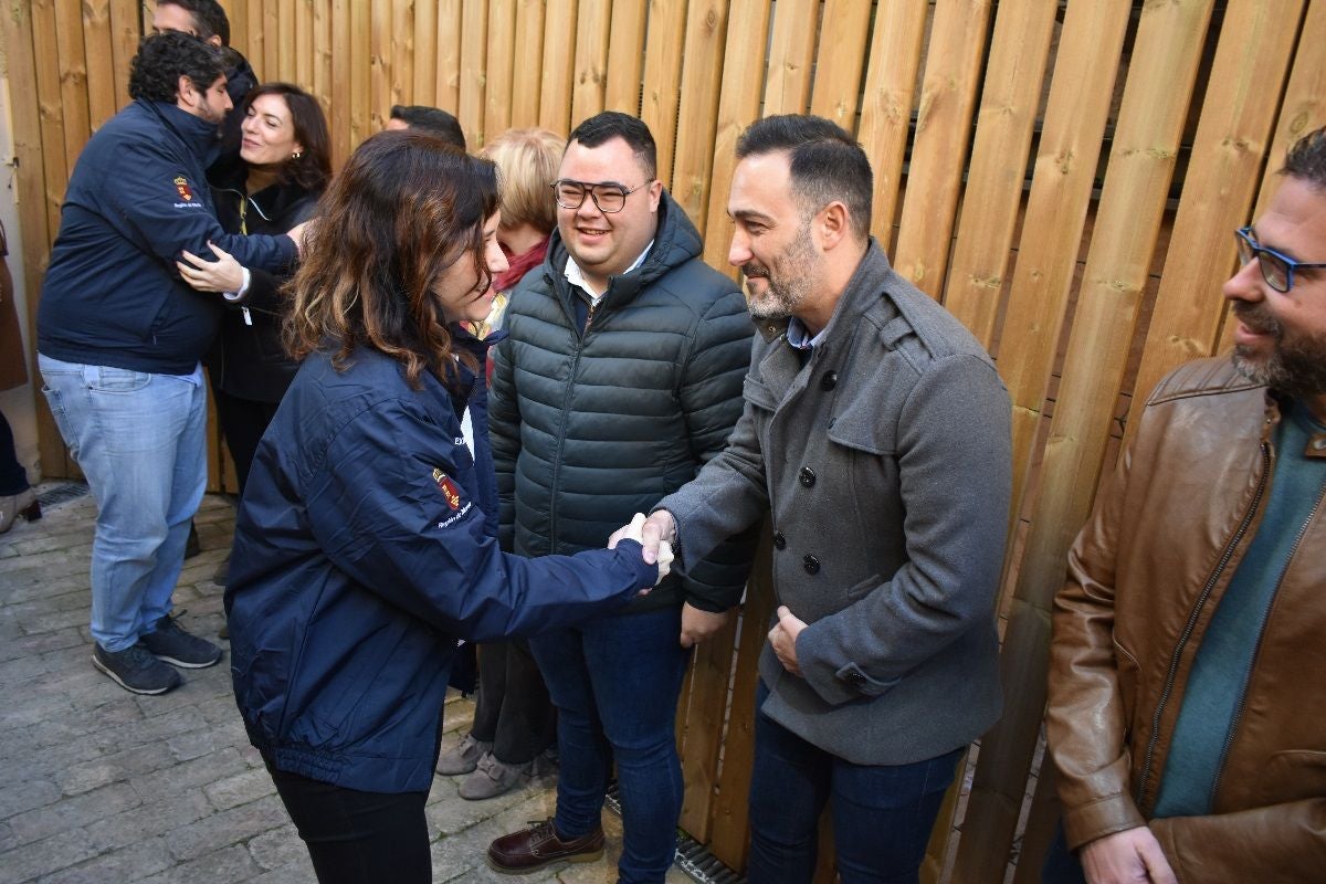 Imágenes de la visita de Díaz Ayuso - I Centro de Acogida