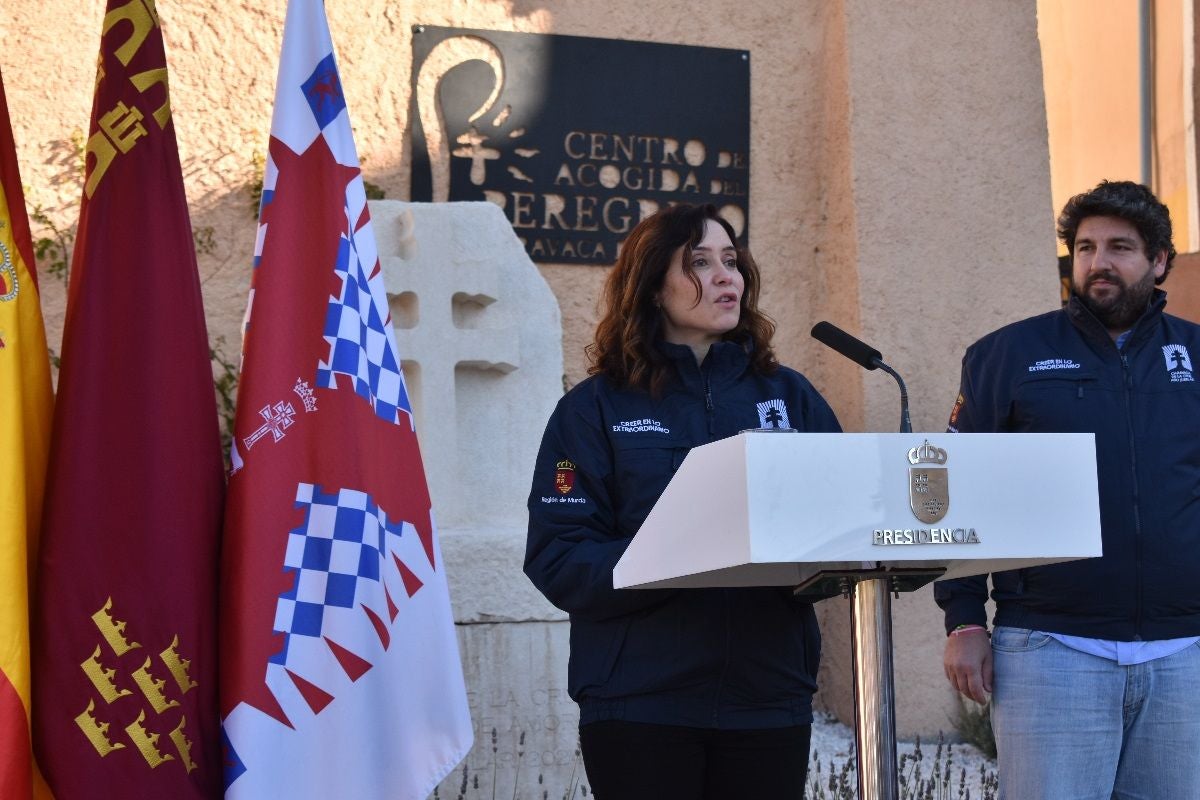 Imágenes de la visita de Díaz Ayuso - I Centro de Acogida