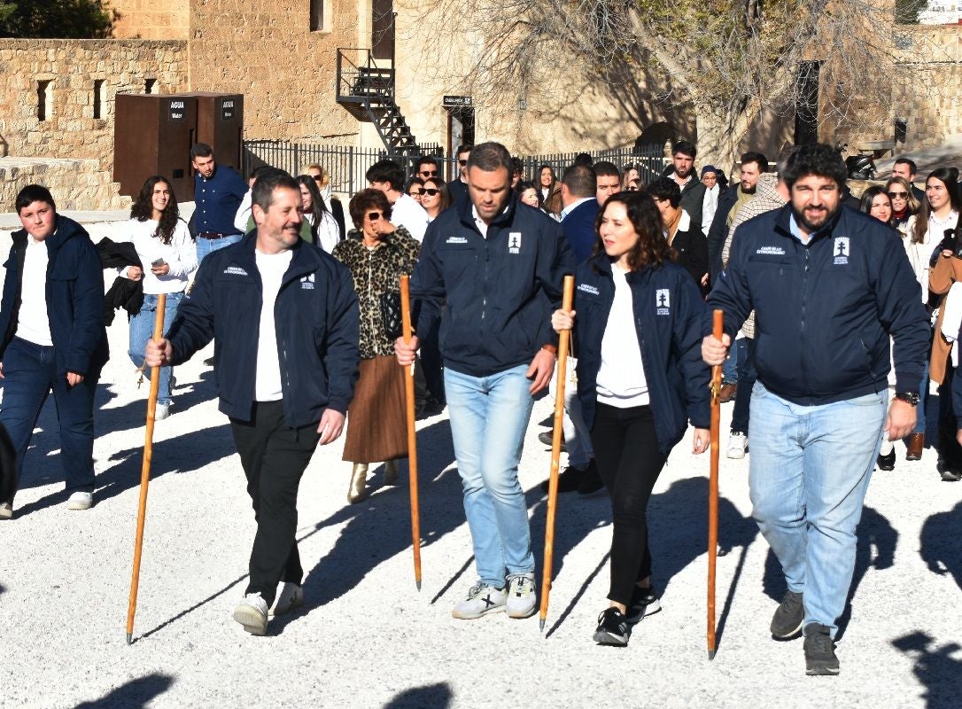 Imágenes de la visita de Díaz Ayuso - II Basílica Vera Cruz