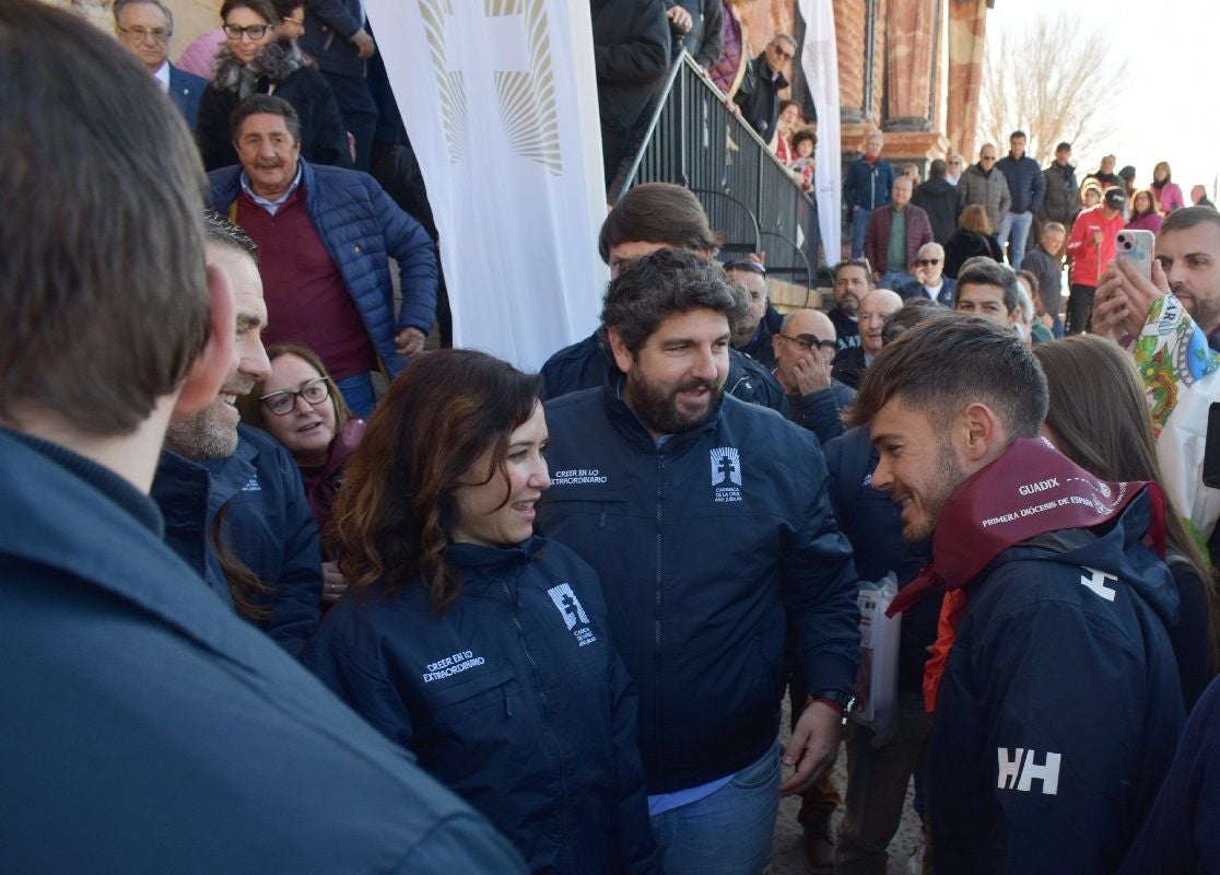 Imágenes de la visita de Díaz Ayuso - II Basílica Vera Cruz