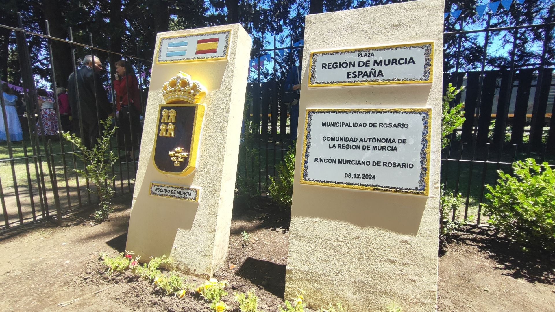 Las imágenes de la inauguración de una plaza para la Región de Murcia en Argentina