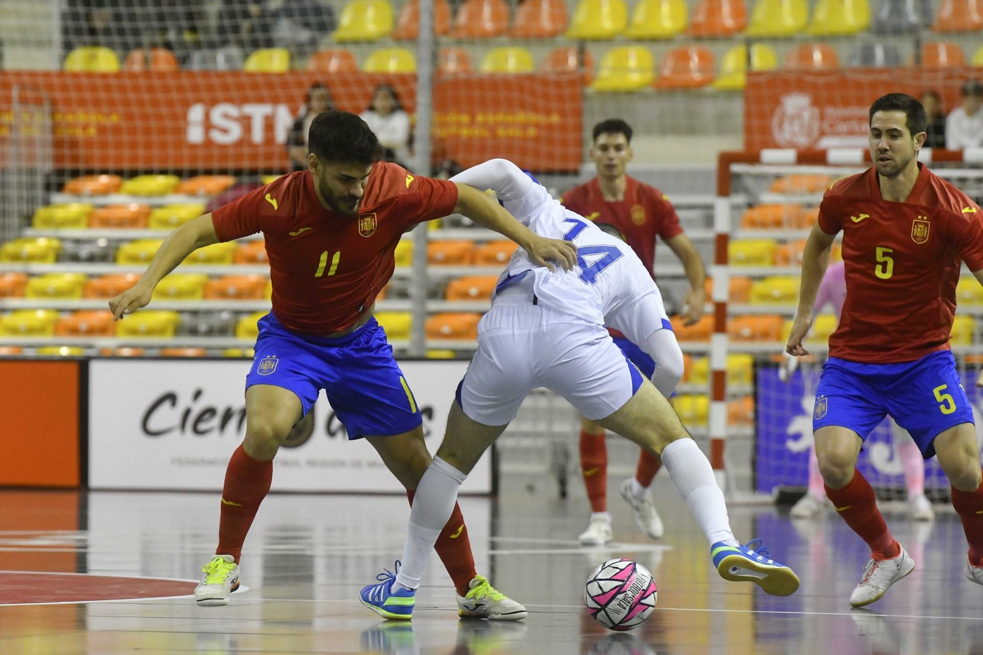 Las imágenes del España-Bosnia (6-1)