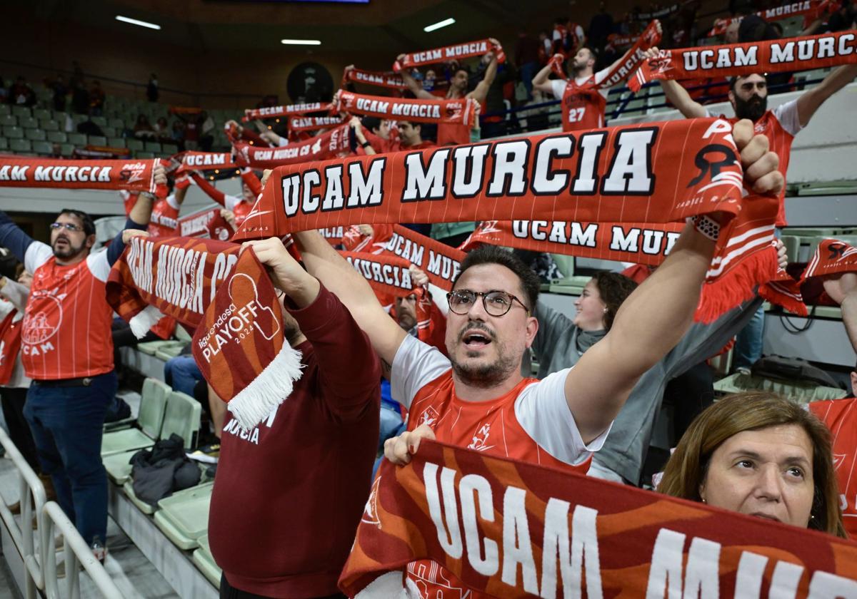 Las imágenes del UCAM-Peristeri (83-76)